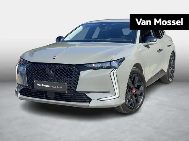 DS Automobiles DS 4 1.2T 130 EAT8 Performance Line