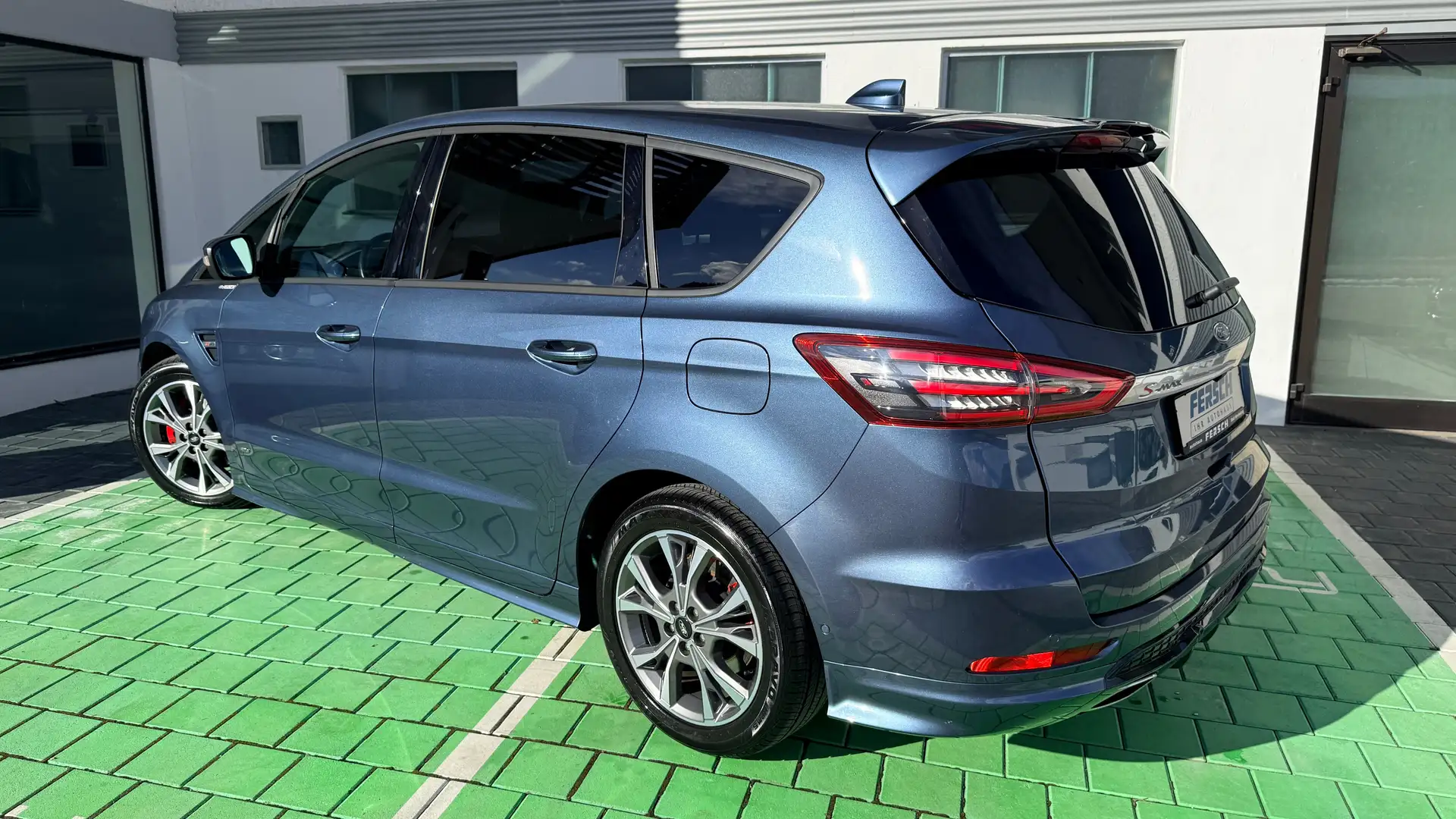 Ford S-Max 2.0 ST-Line Automatik 4x4 m Panodach, Navi, 18"LM Bleu - 2