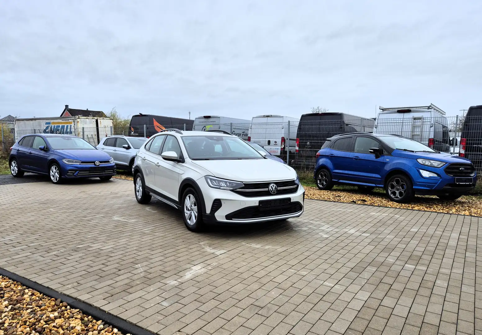 Volkswagen Taigo Taigo 1.0 TSI OPF DSG/LED/NAVI/ACC/PDC/RFK/ALU Grau - 2