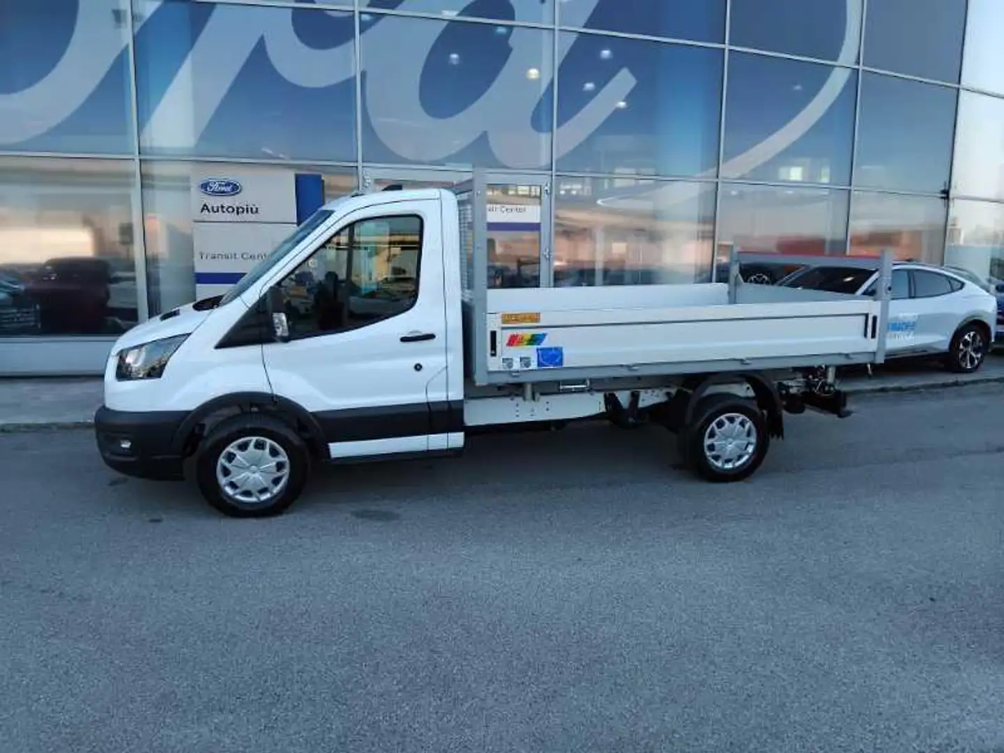 Ford Transit 350 rwd 2.0 ecoblue 130cv trend l2 r.sing Bianco - 2