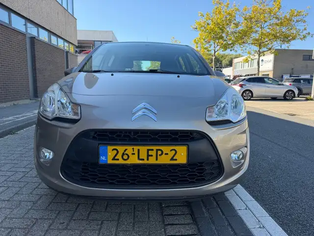 Citroen C3 view 4