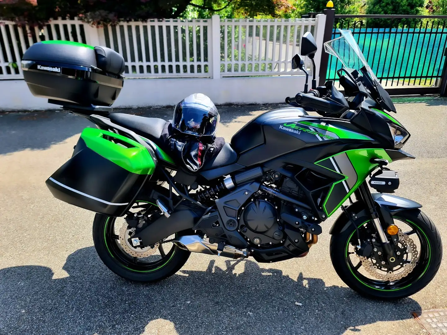 Kawasaki Versys 650 Gran Tourer Nero - 1