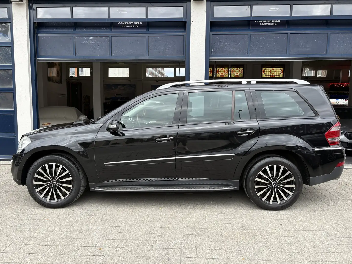Mercedes-Benz GL 320 CDI NL AUTO/1E EIG./PANO/LEDER/CAMERA Schwarz - 2
