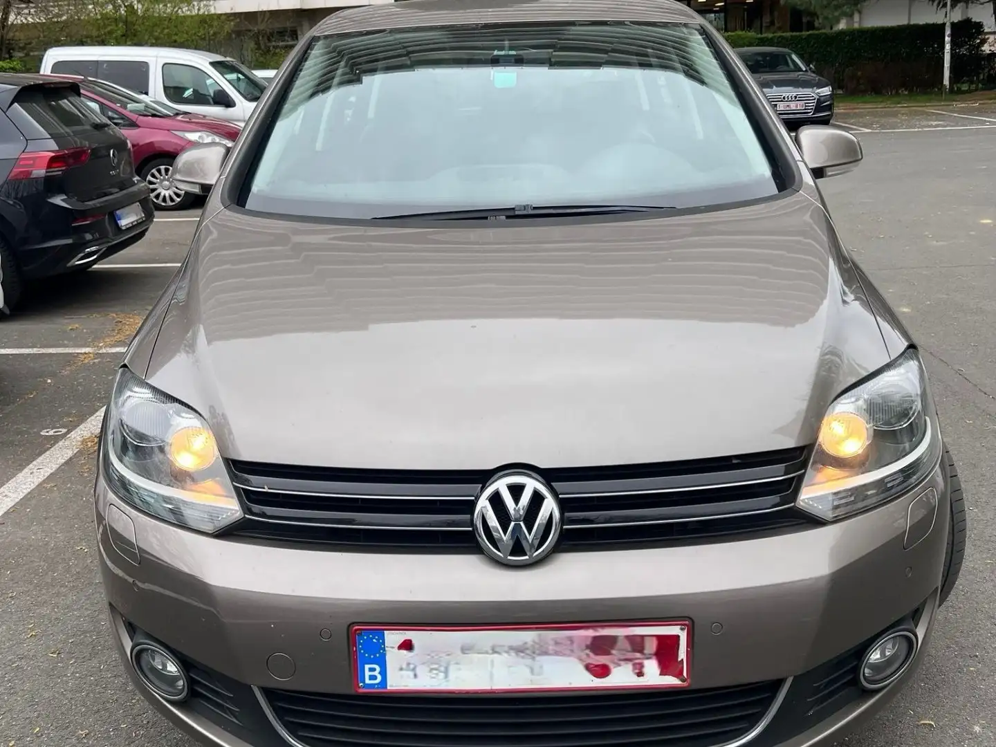 Volkswagen Golf Plus 1.2 TSI Highline DSG bež - 2