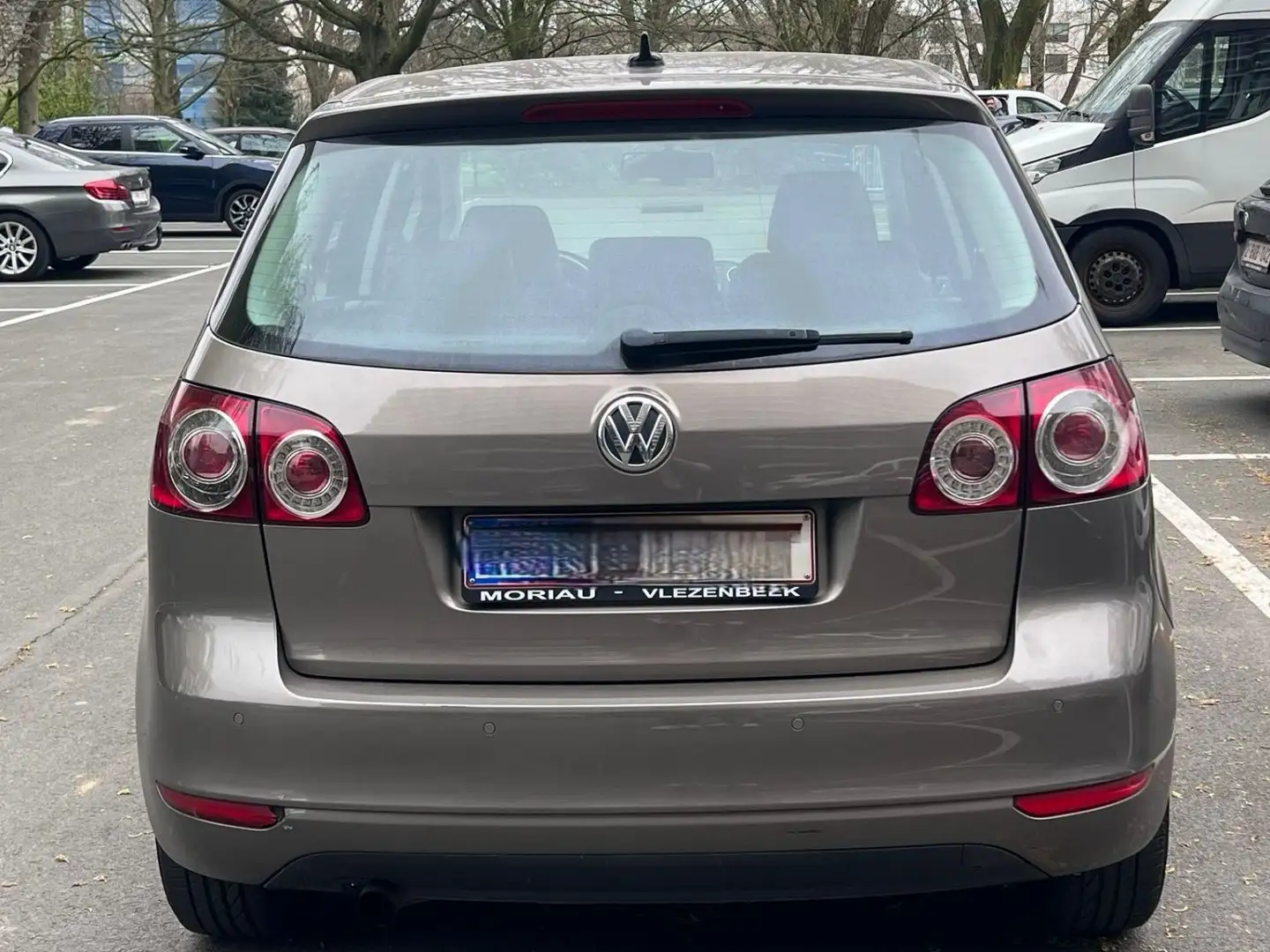 Volkswagen Golf Plus 1.2 TSI Highline DSG Бежевий - 1