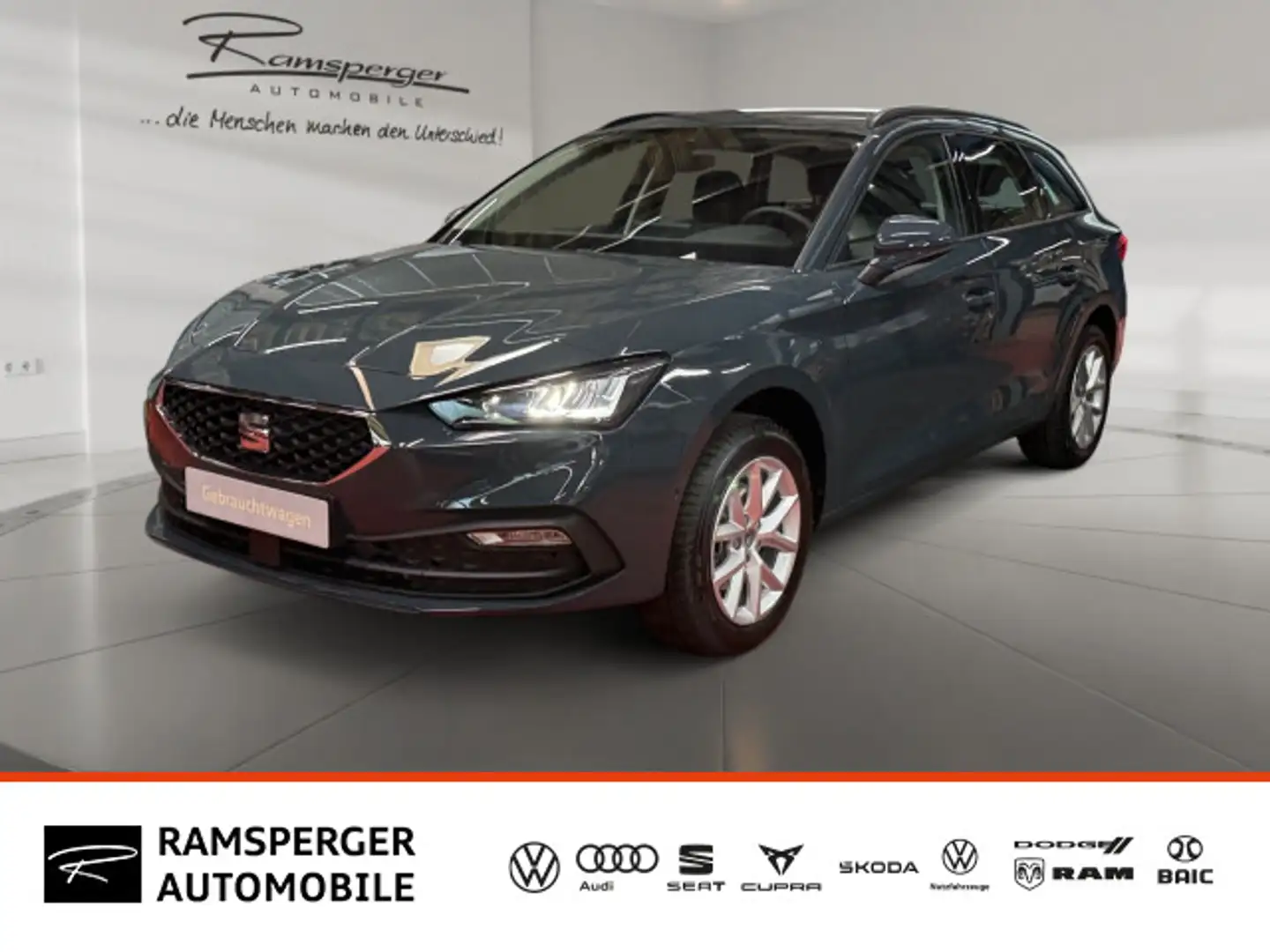 SEAT Leon Sportstourer Style 1,5 TSI Assist/Kamera/DA Blau - 1