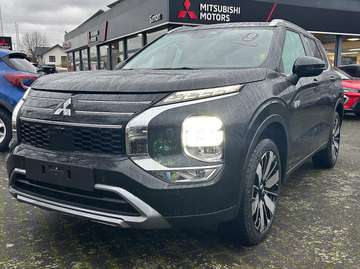 Outlander 2.4 4WD Plug-In Intro Edit. AHK-Paket