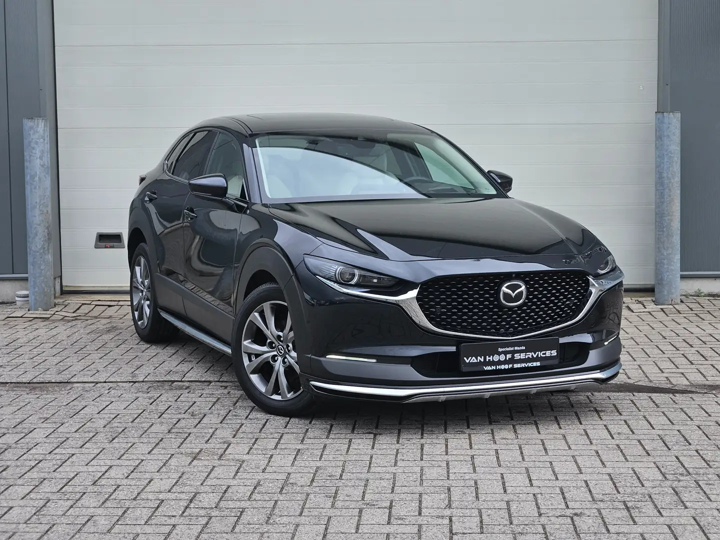 Mazda CX-30 CX-30 2.0 e-Skyactiv-X Mild-Hybrid Exclusive Noir - 1