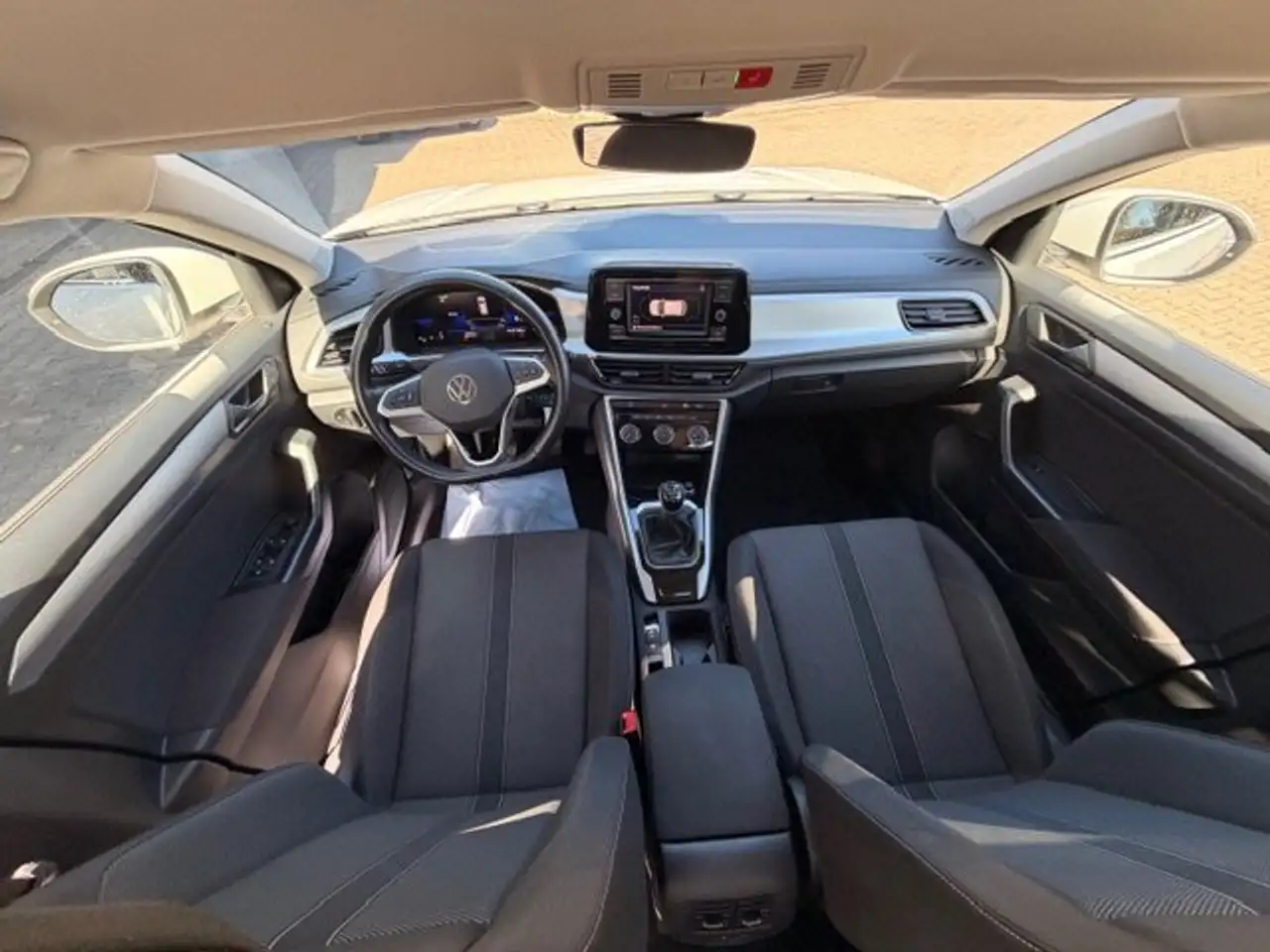 Volkswagen T-Roc 2.0TDI Life *Anhängerkupplung*App Connect*18" 13