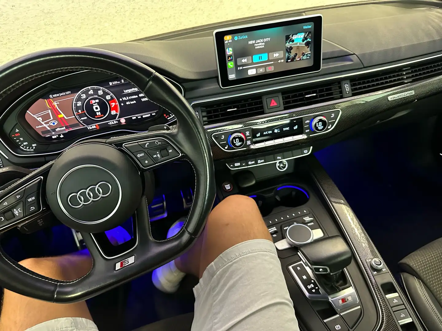 Audi S5 3.0 TFSI quattro Blau - 2