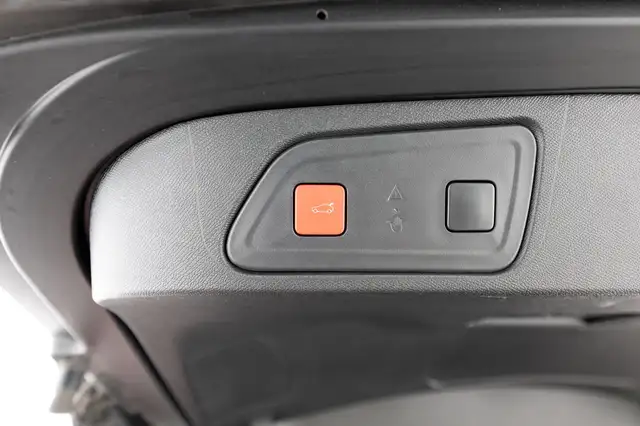 Citroen C5 Aircross view 9