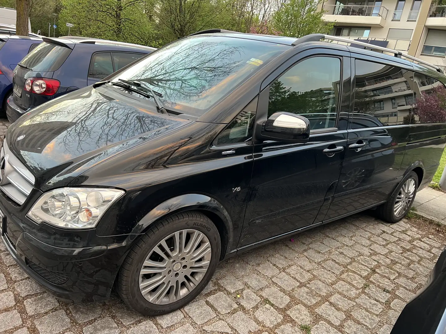 Mercedes-Benz Viano 3.0 CDI DPF lang Automatik Trend Schwarz - 1