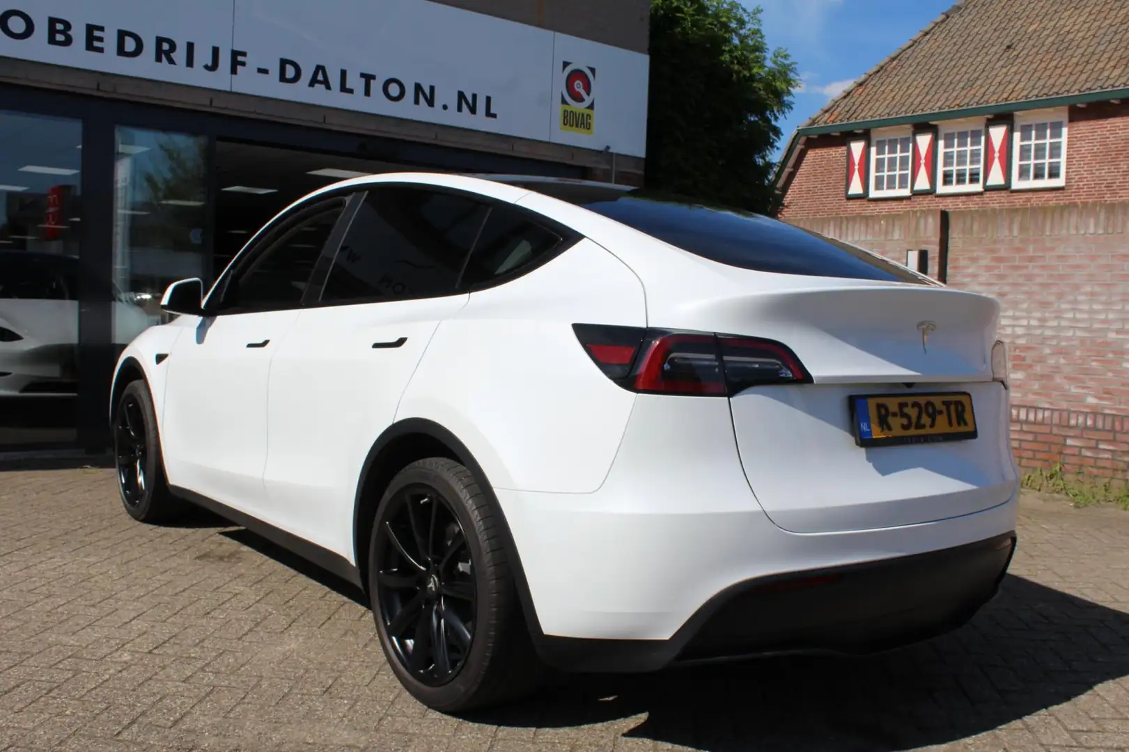 Tesla Model Y RWD 60 kWh TREKHAAK / 20"LM Wit - 2
