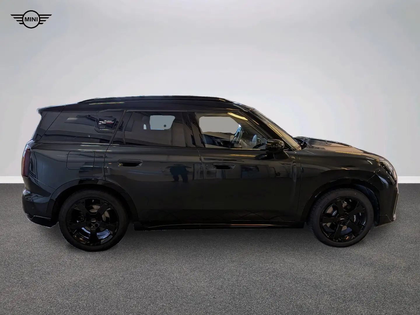 MINI Countryman S All4 All-Electric MINI Countryman SE ALL4 Grijs - 2