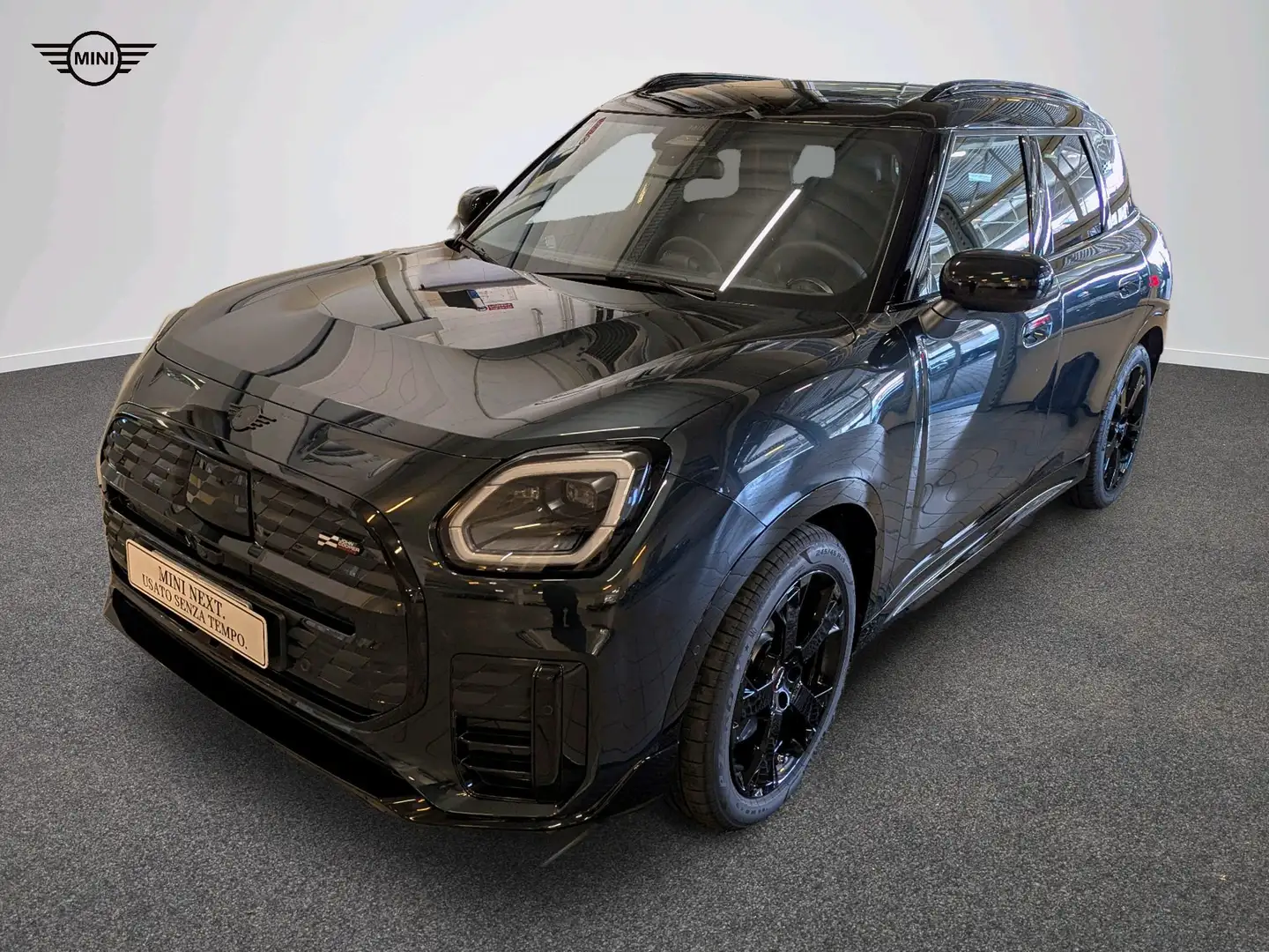 MINI Countryman S All4 All-Electric MINI Countryman SE ALL4 Grijs - 1