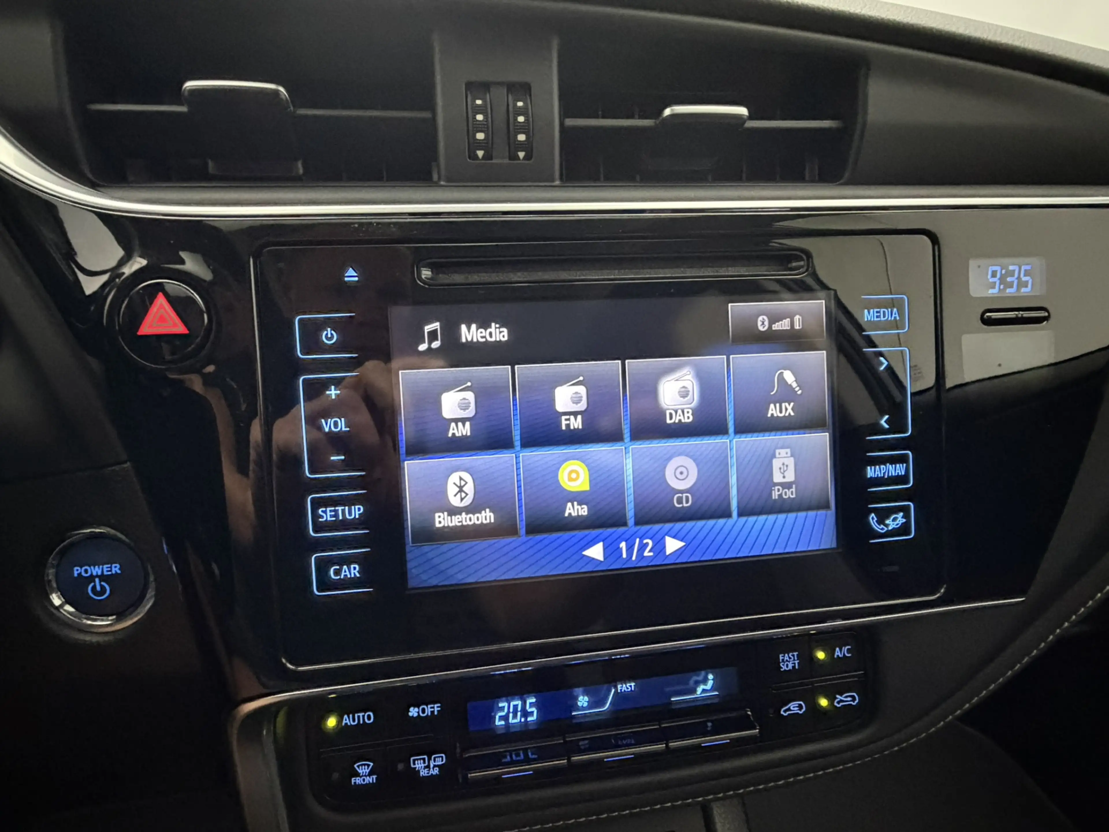 Toyota Auris 1.8 Hybrid Comfort | Fabrieksgarantie | Panoramada — photo 23