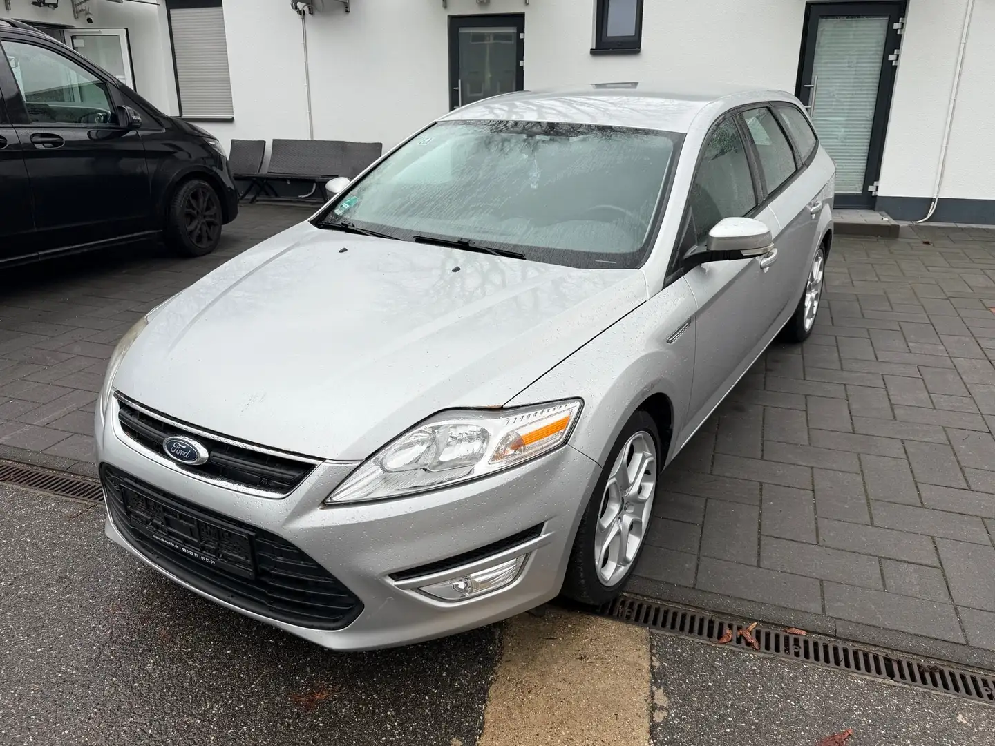Ford Mondeo Trend Tüv 03/2027 Klimaautomatik Scheckheft Silber - 1