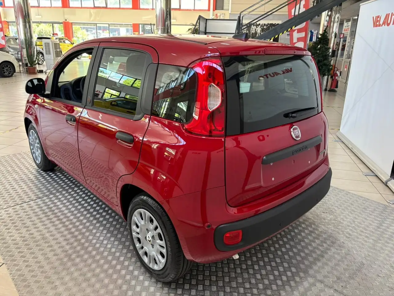Fiat Panda Pandina 1.0 FireFly 65 CV Hybrid Icon, миниатюра 3