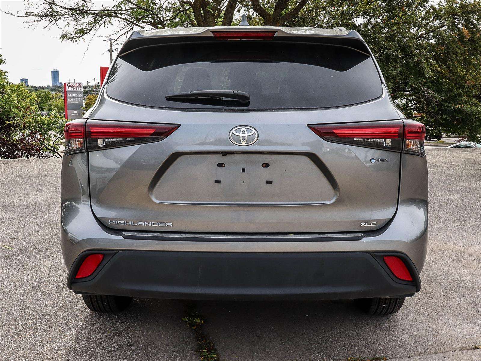 2026 Toyota Highlander Hybrid XLE AWD — photo 1