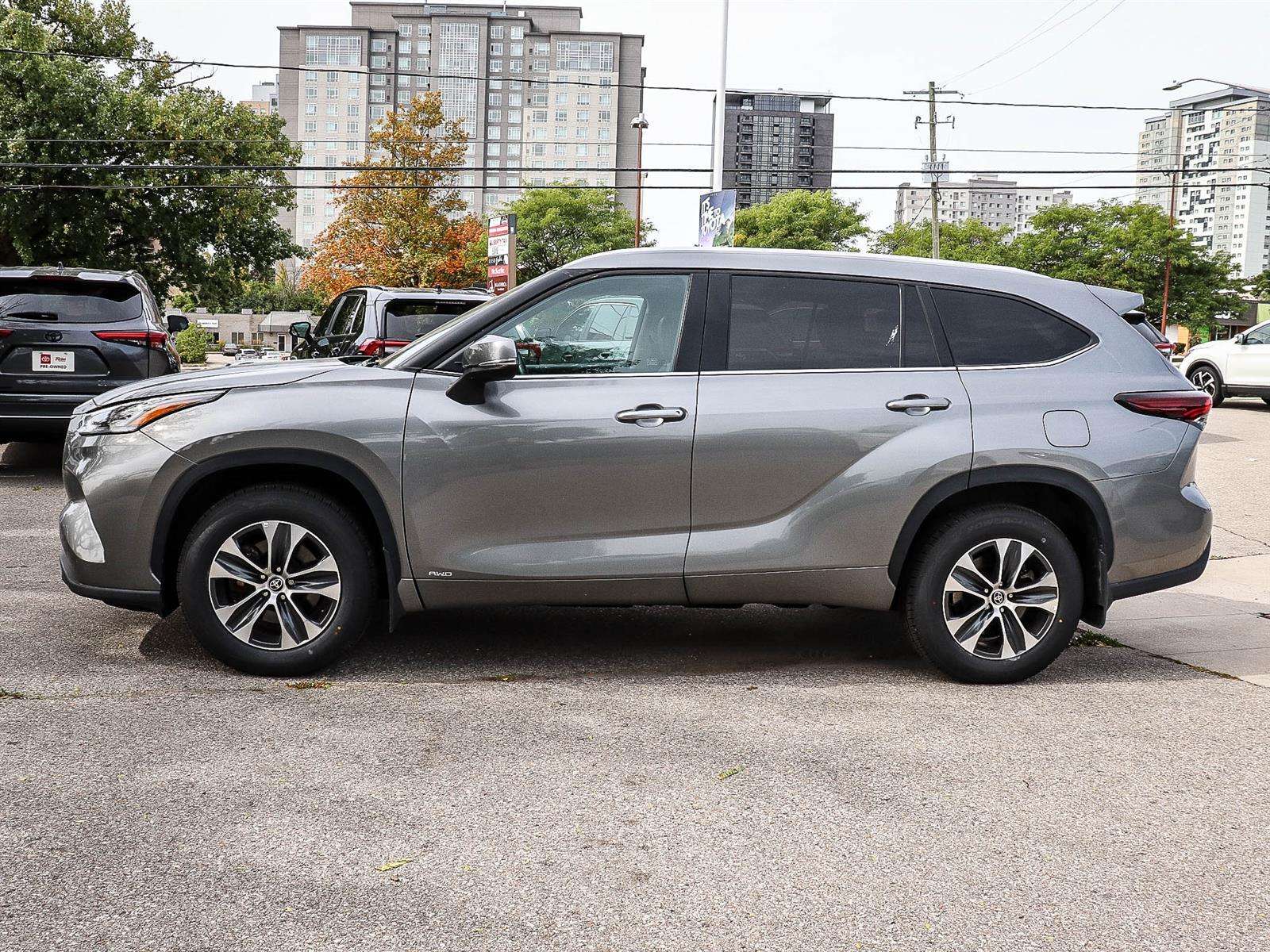 2026 Toyota Highlander Hybrid XLE AWD — photo 1