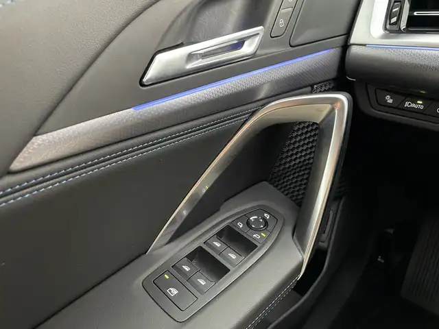 BMW X1 view 11