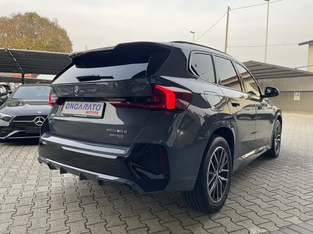 BMW X1 view 5
