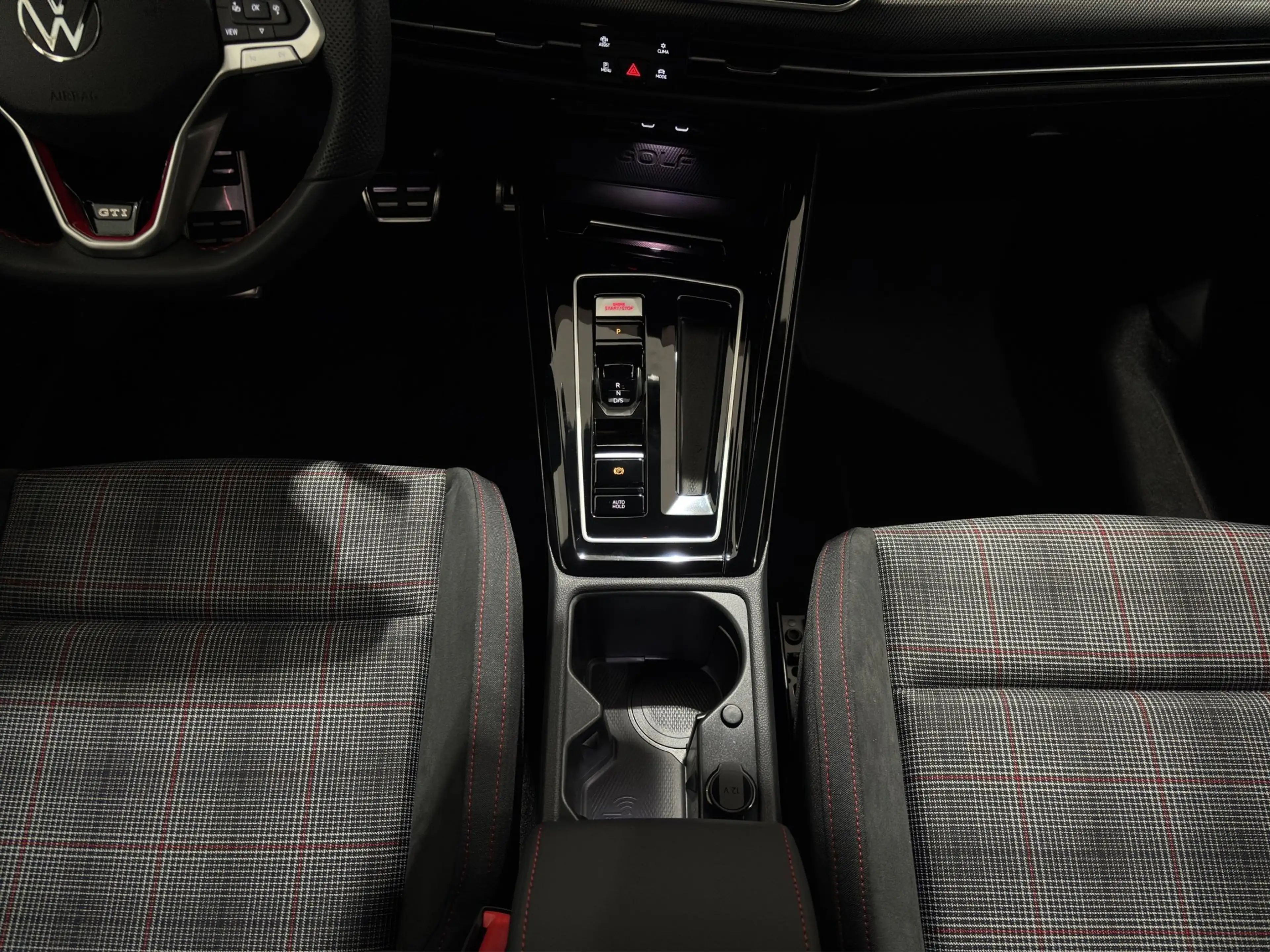 Volkswagen Golf GTI Golf VIII GTI 2.0 TSI Black ACC HUD Kam. LED PDC — photo 13