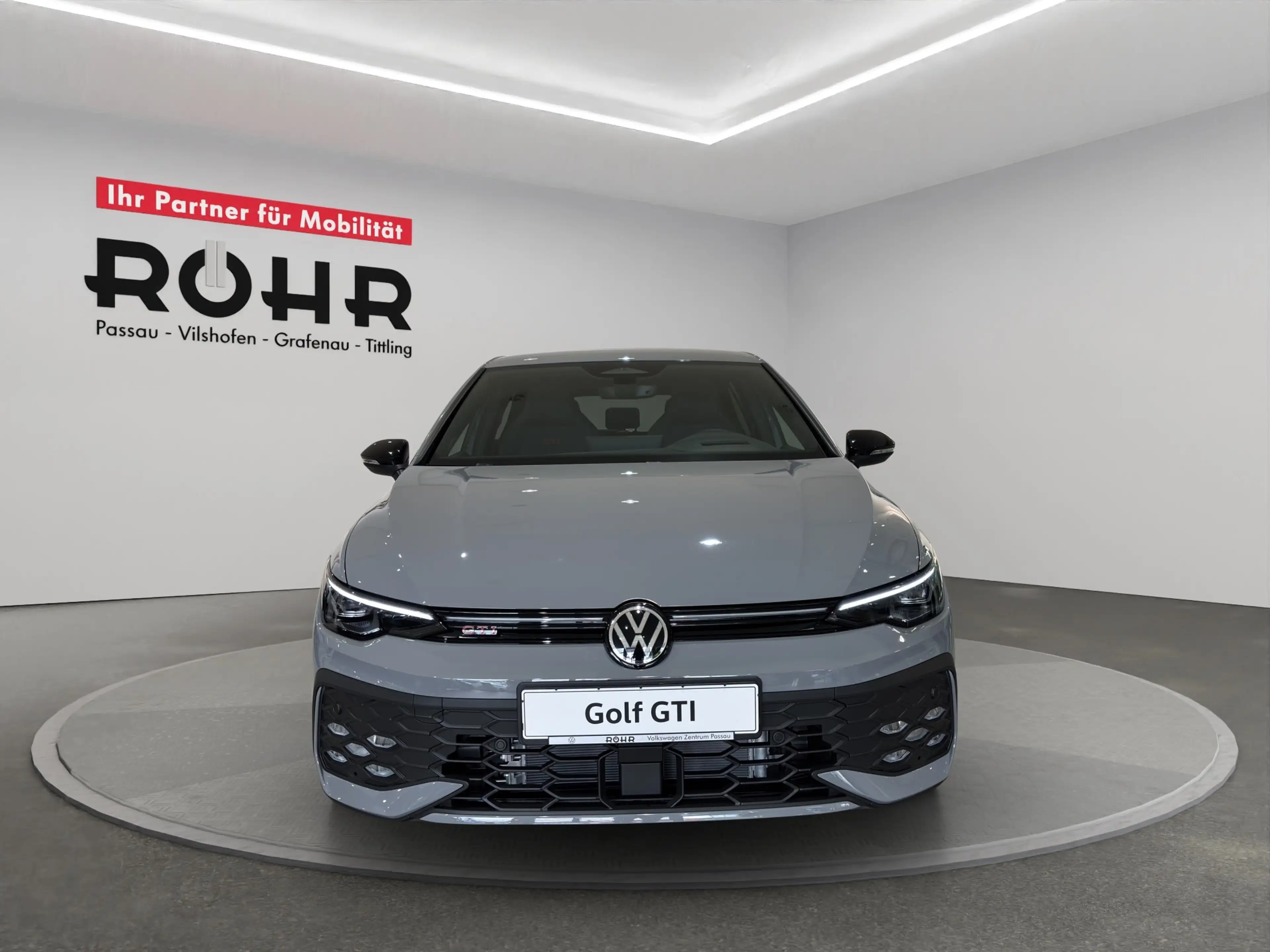 Volkswagen Golf GTI Golf VIII GTI 2.0 TSI Black ACC HUD Kam. LED PDC — photo 2