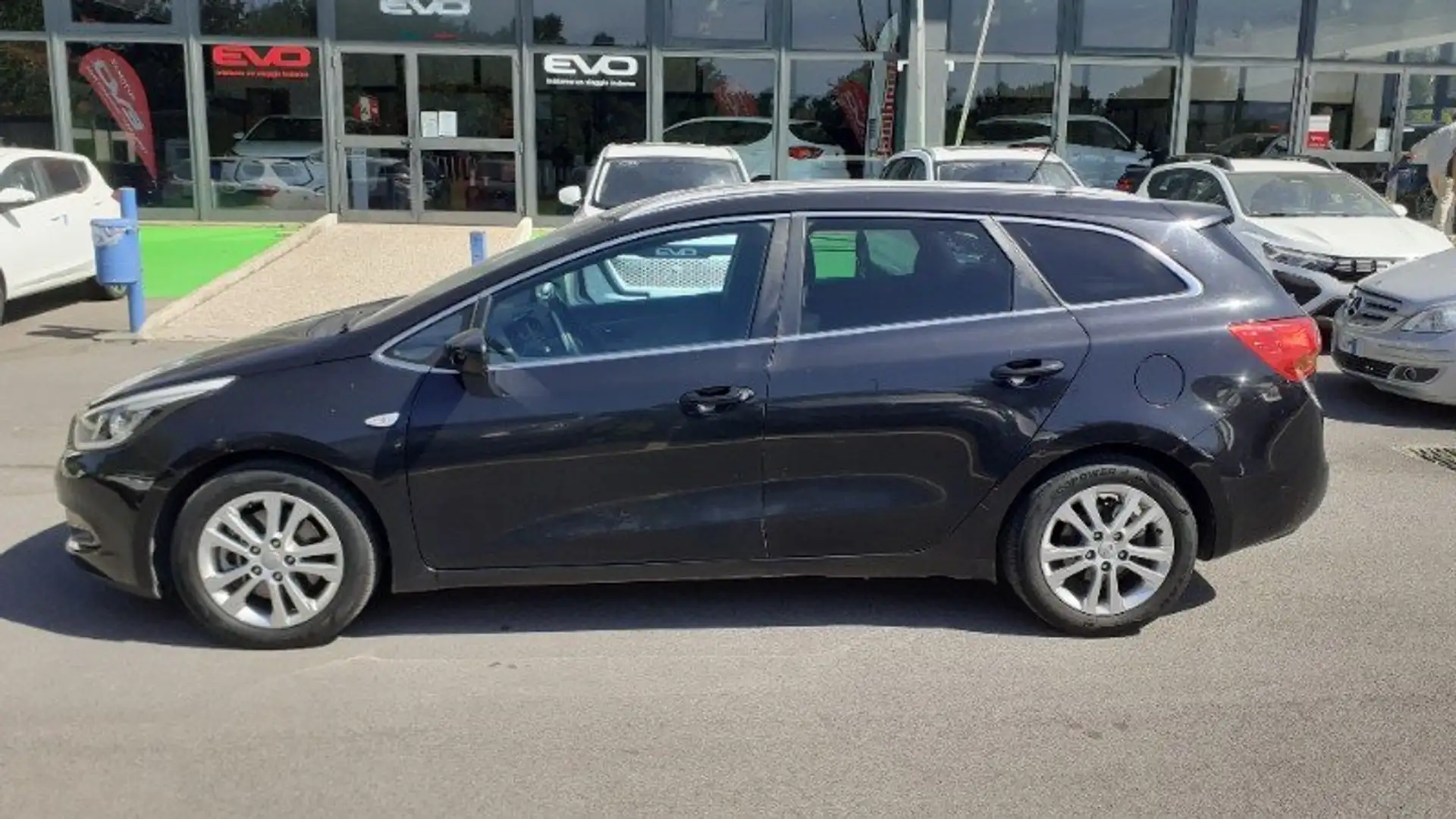 Kia Ceed / cee'd Ceed SW 1.6 crdi High Tech 110cv Schwarz - 1