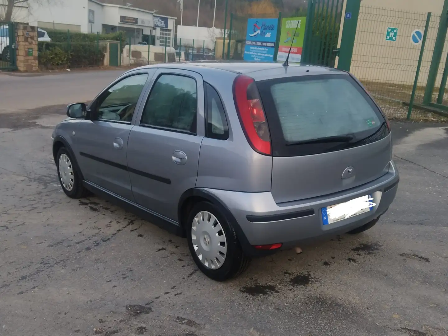 Opel Corsa Corsa 1.2 16V Cosmo Gris - 2