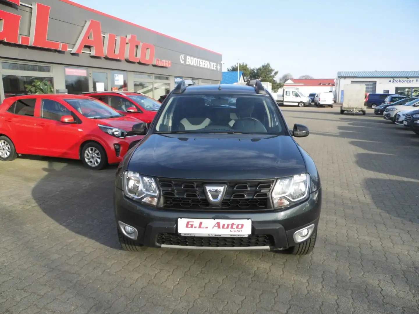 Dacia Duster I Black Shadow 4x2/NAVI/KAM/PDC/SH/LM-RAD Grau - 2