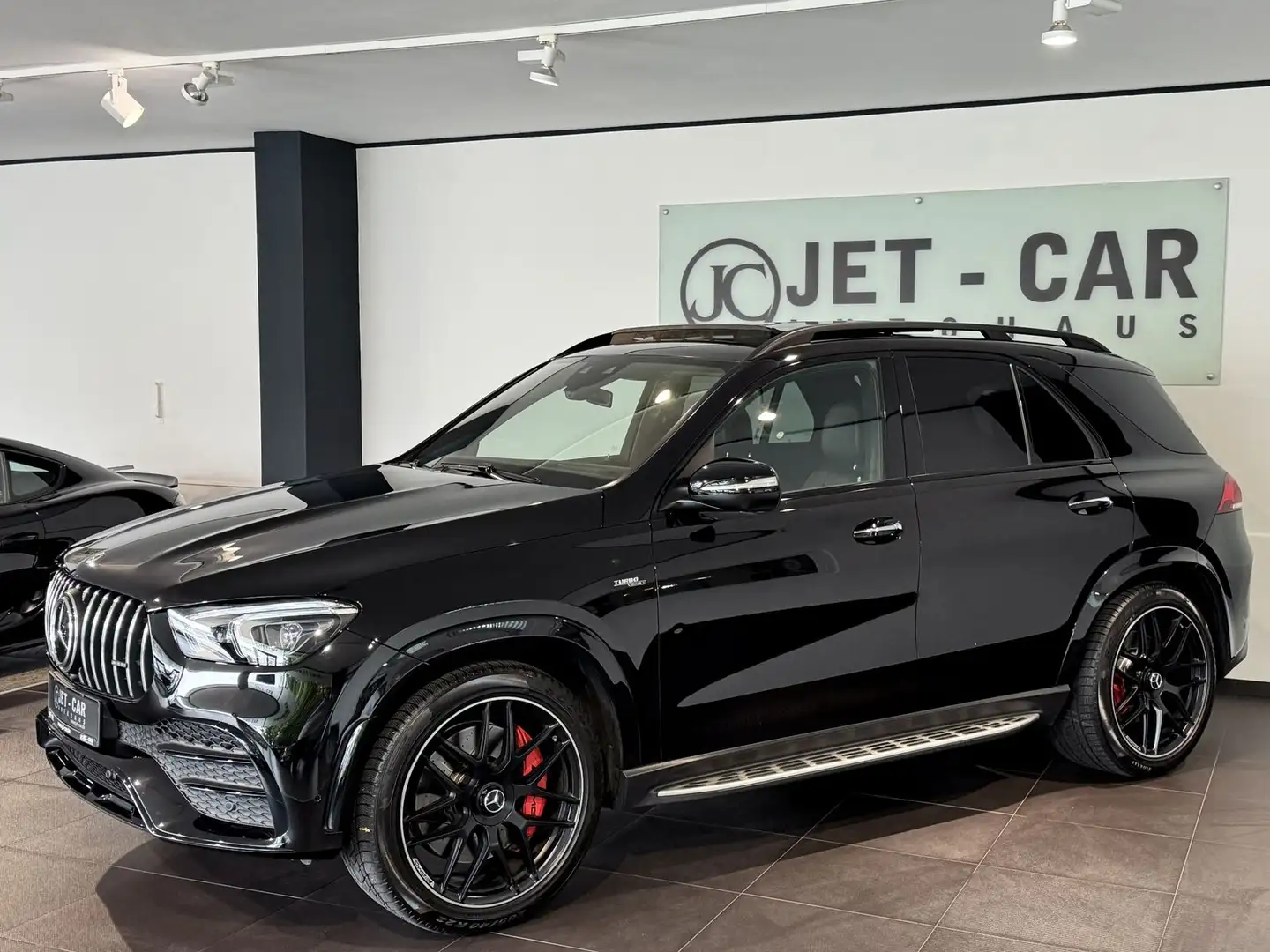 Mercedes-Benz GLE 53 AMG 4M.+ *SAGA-PANO-HUD-CARBON-360°-22"* Schwarz - 1