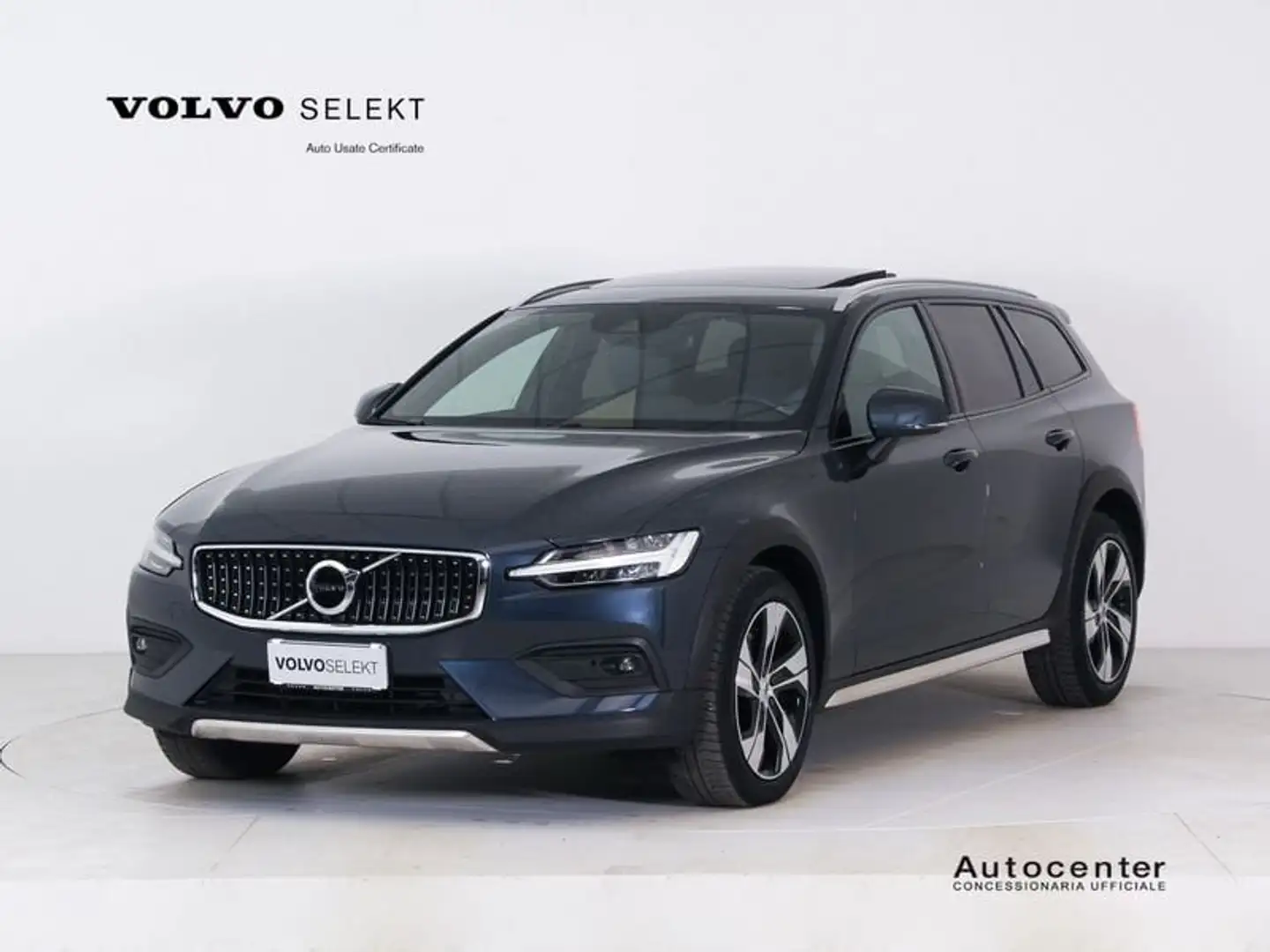 Volvo V60 Cross Country B4 (d) AWD Geartronic Business Pro Blue - 1
