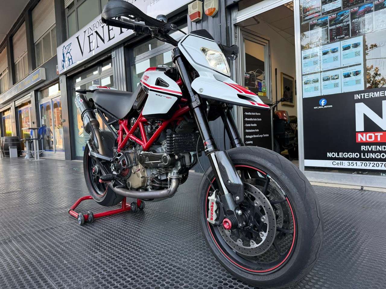Ducati Hypermotard 1100 EVO SP
