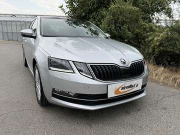 1,5TSI Style LED ACC Pano Sportsitze Navi 1.Besitz