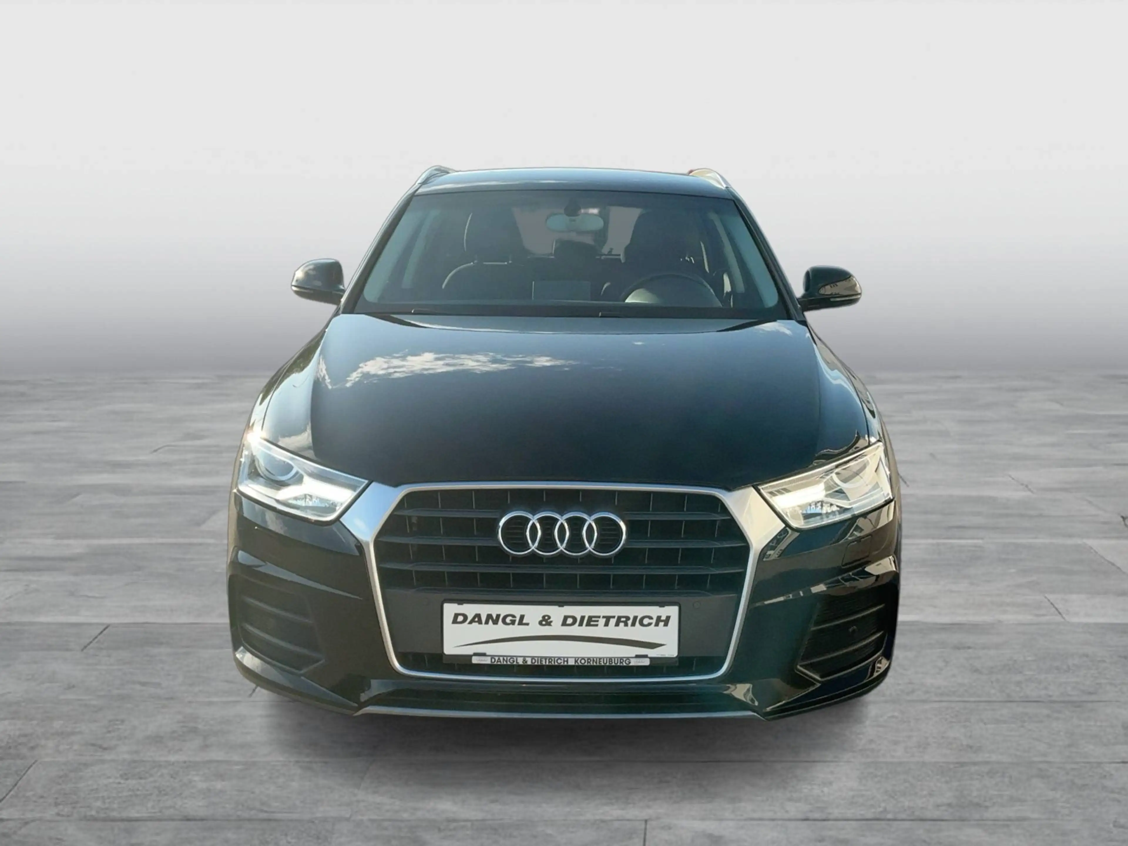 Audi Q3 design — photo 7