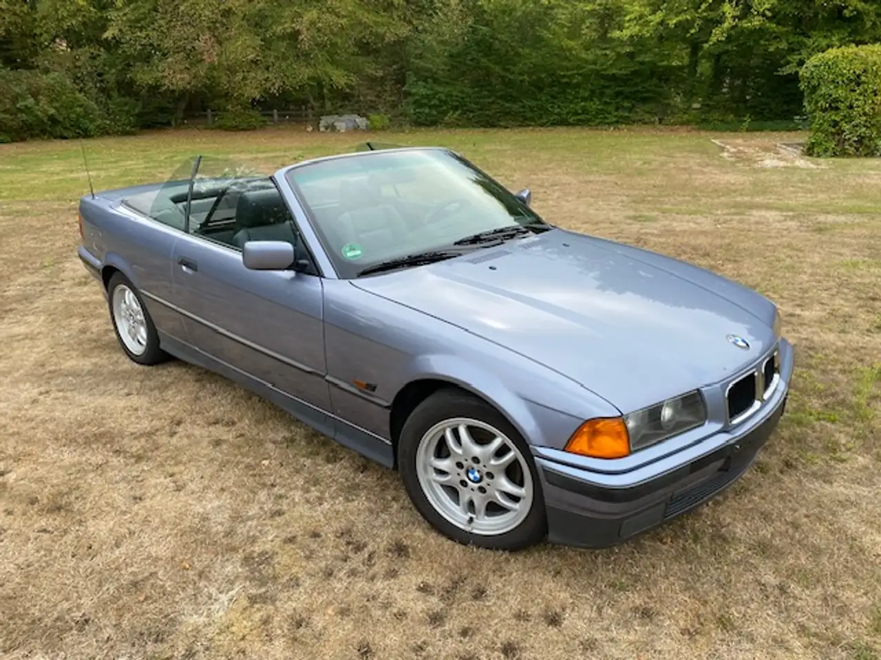 BMW 318i, foto 3