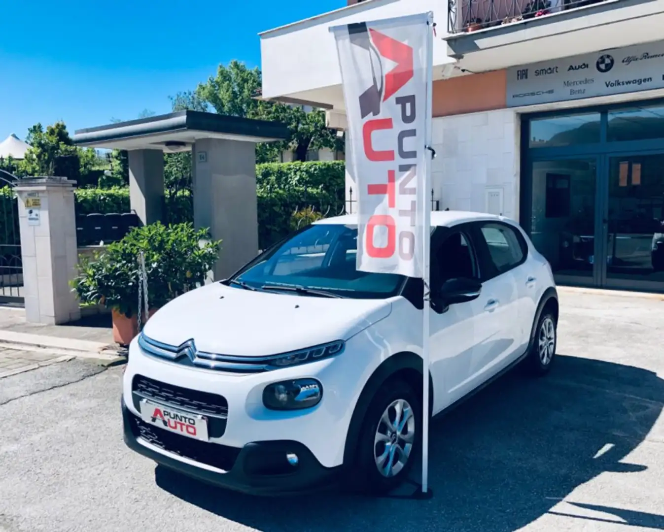 Citroen C3 PureTech 82 S&S Feel neopatentati Bianco - 2