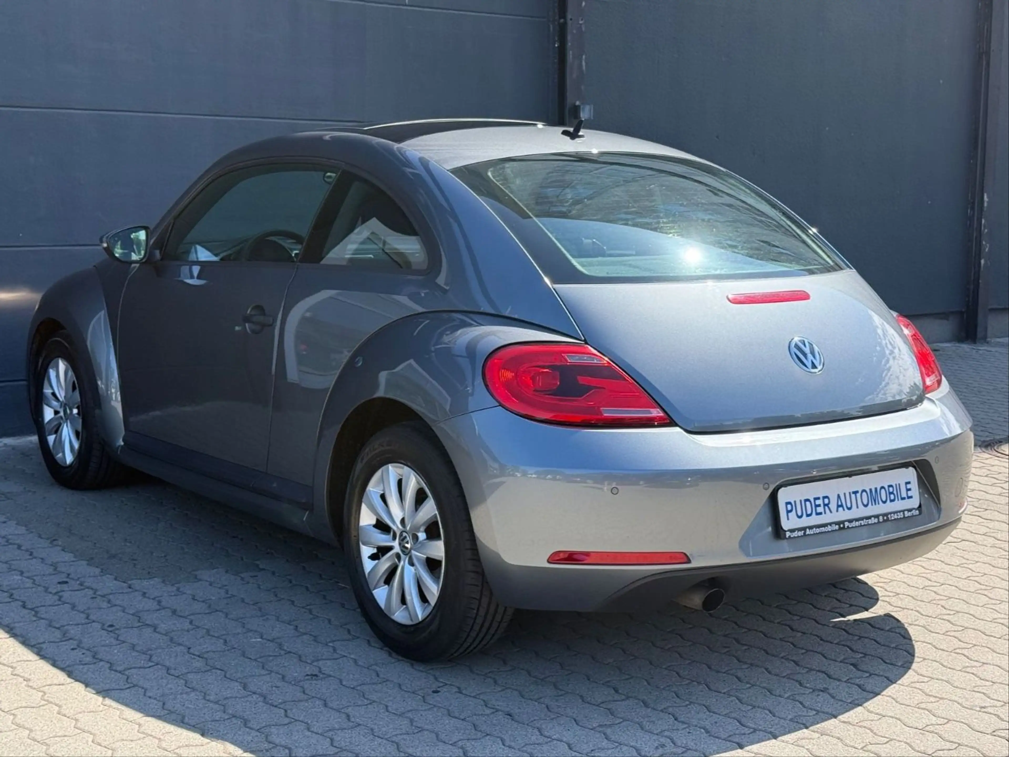Volkswagen Beetle 1.6 TDI 1.Hand 105PS Panorama Klima Alus — photo 5