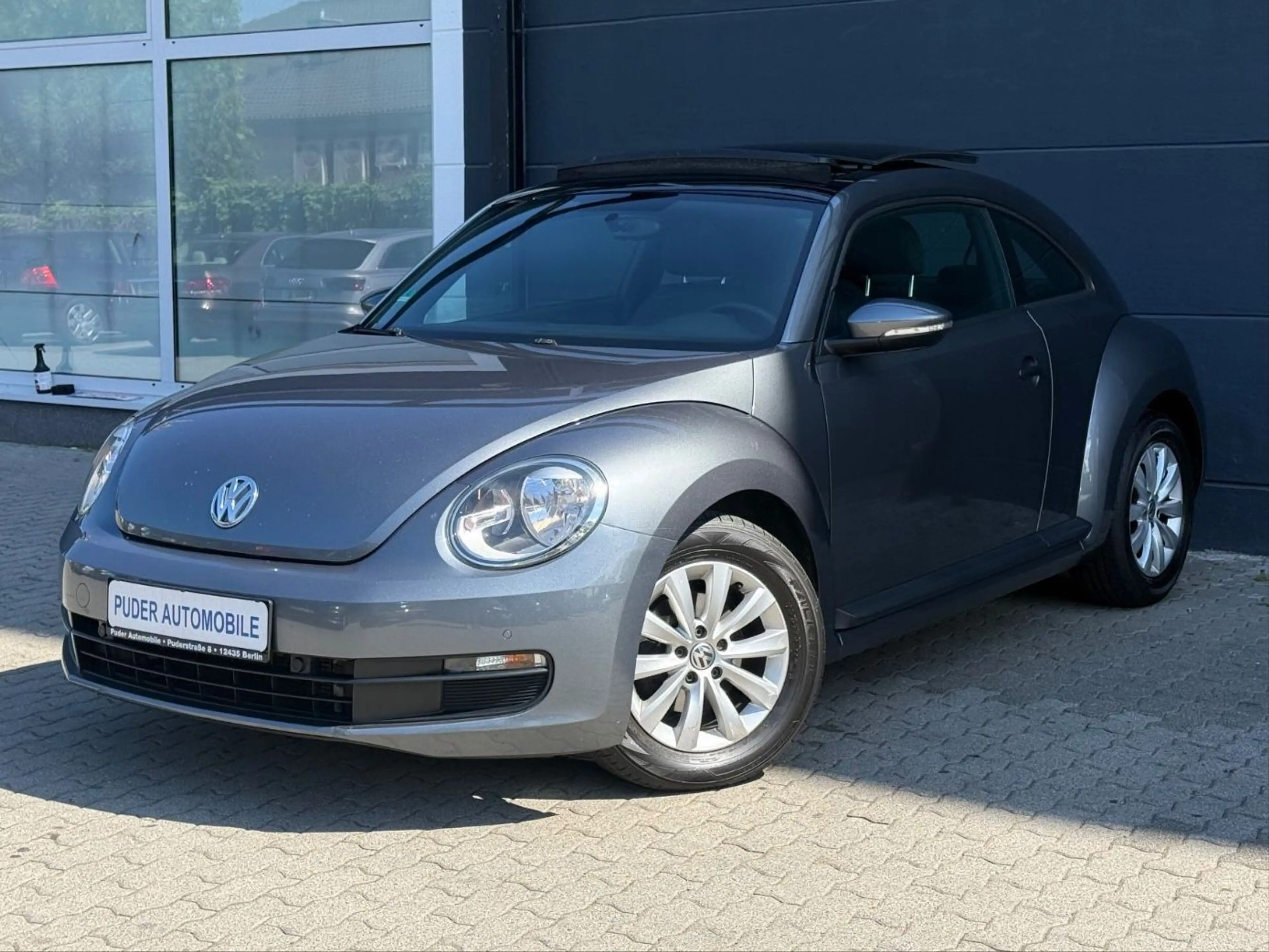 Volkswagen Beetle 1.6 TDI 1.Hand 105PS Panorama Klima Alus — photo 3