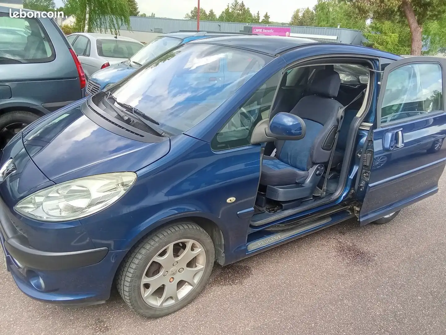 Peugeot 1007 Belle hdi 2009 parfait etat revise reprise Modrá - 2