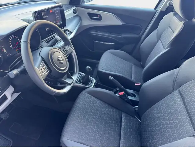 Suzuki Swift view 5