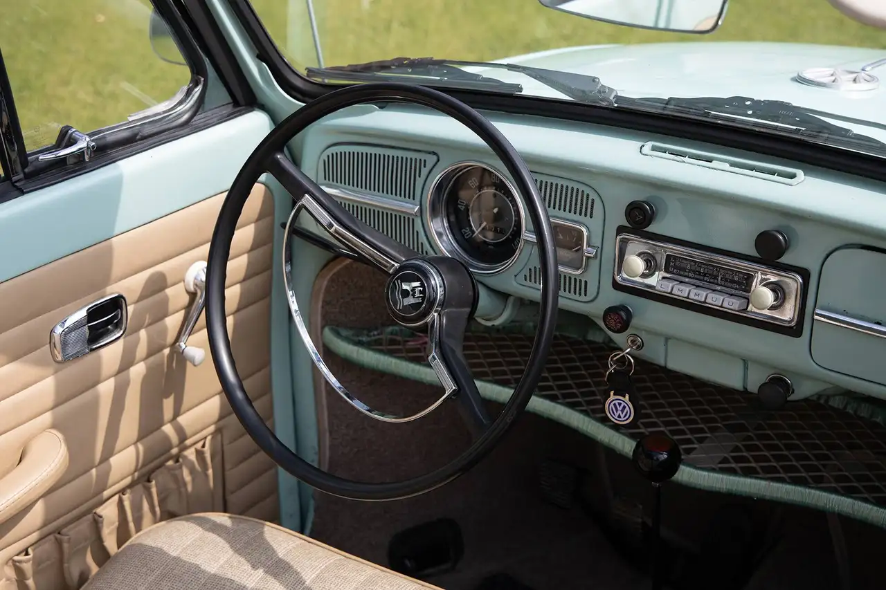 Volkswagen Maggiolino Cabrio 1500, foto 3