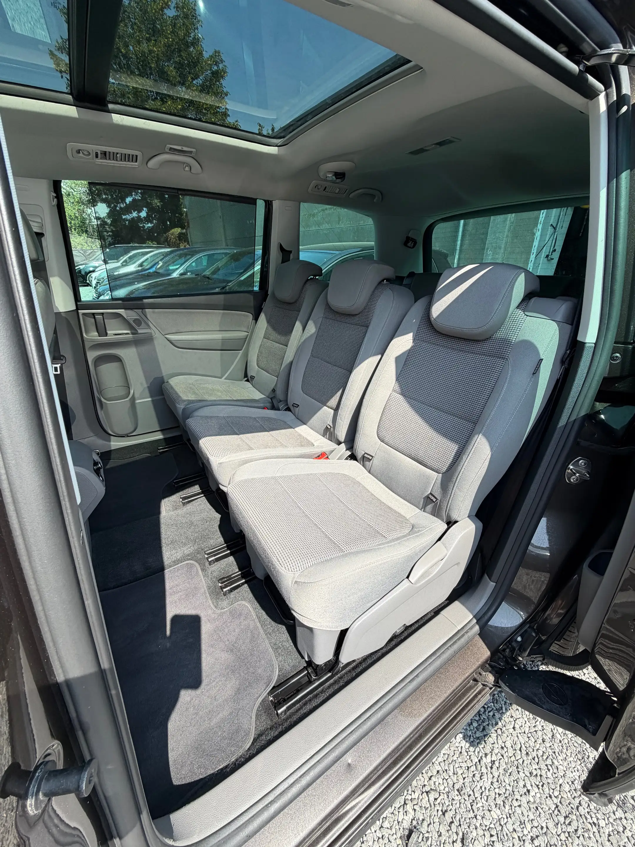 Volkswagen Sharan Sharan 2.0TSI DSG 7Places — photo 5