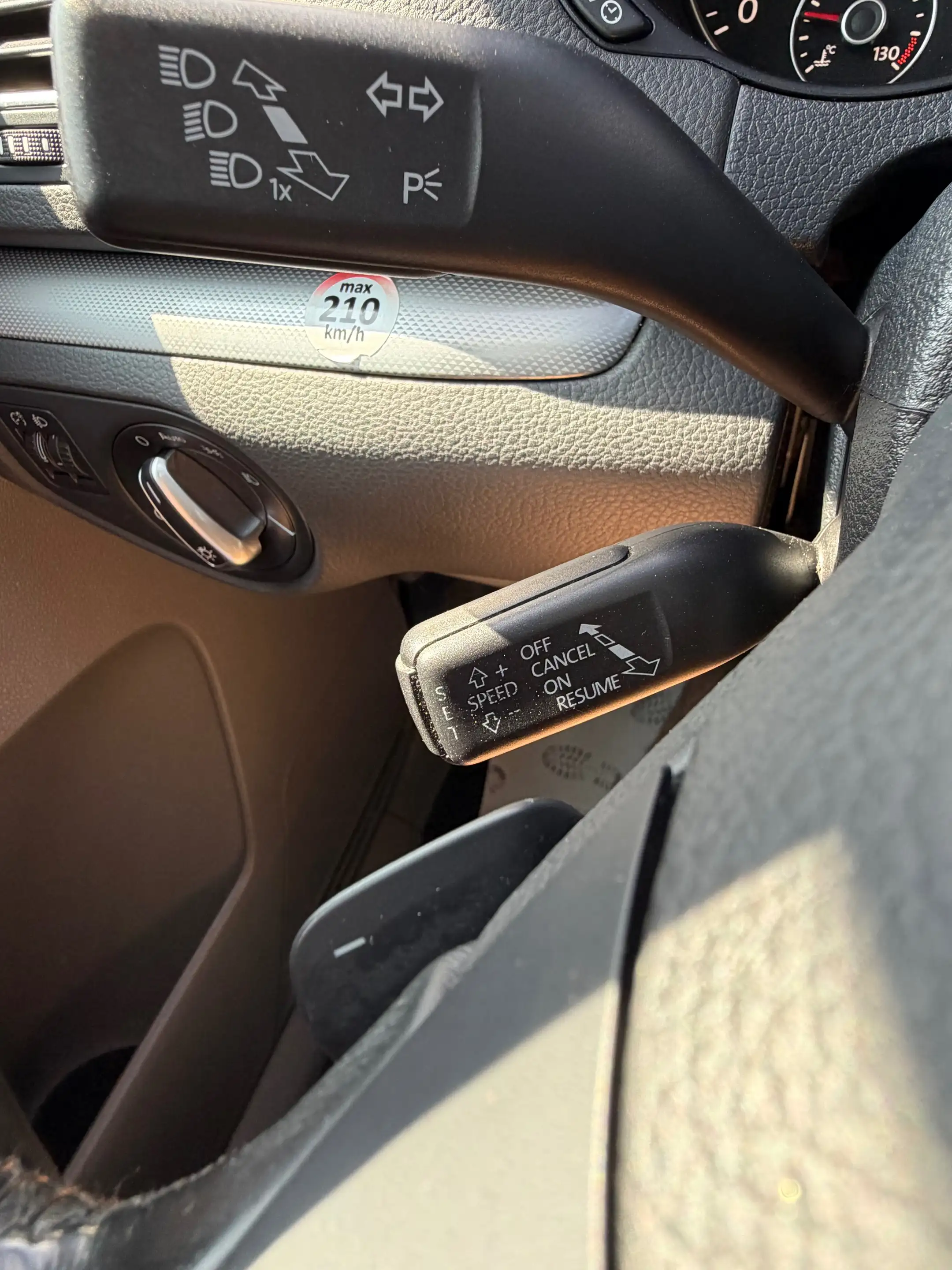 Volkswagen Sharan Sharan 2.0TSI DSG 7Places — photo 9