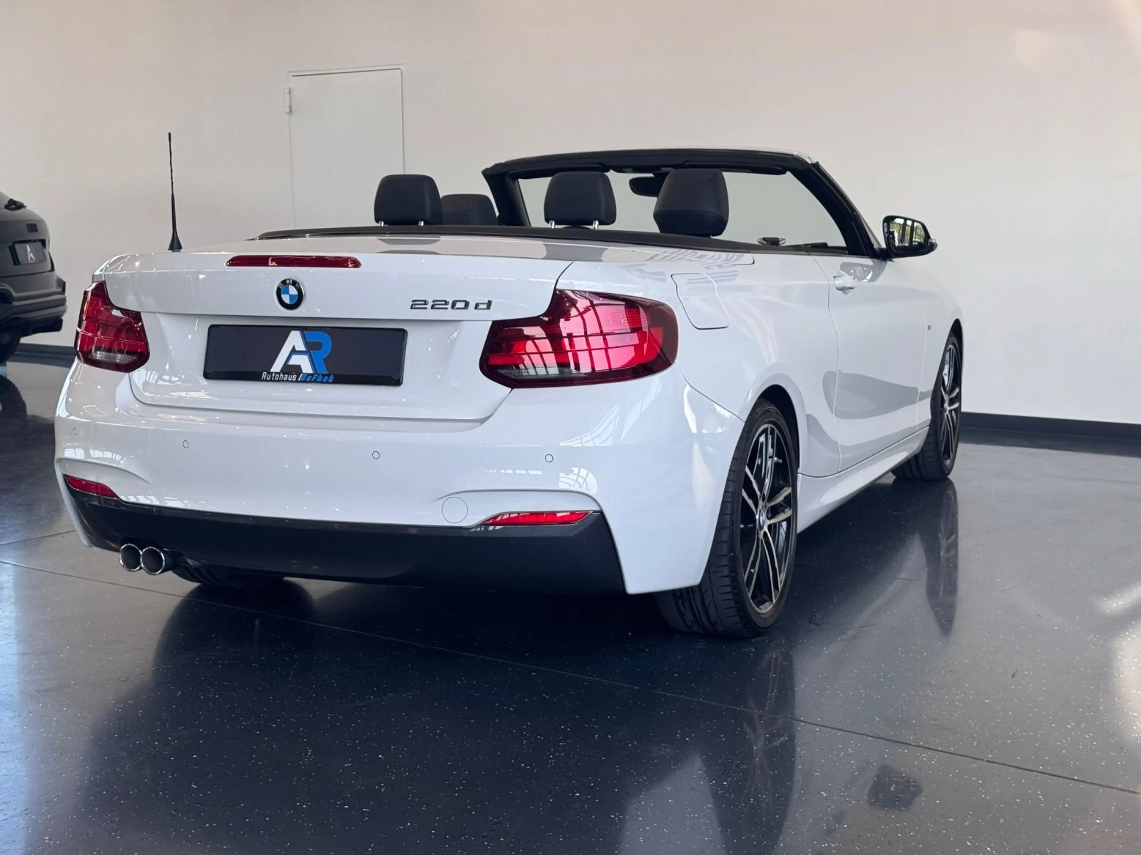 BMW 220 d Cabrio M Sportpaket*PDC*LED*NAVI*KLIMA* — photo 7