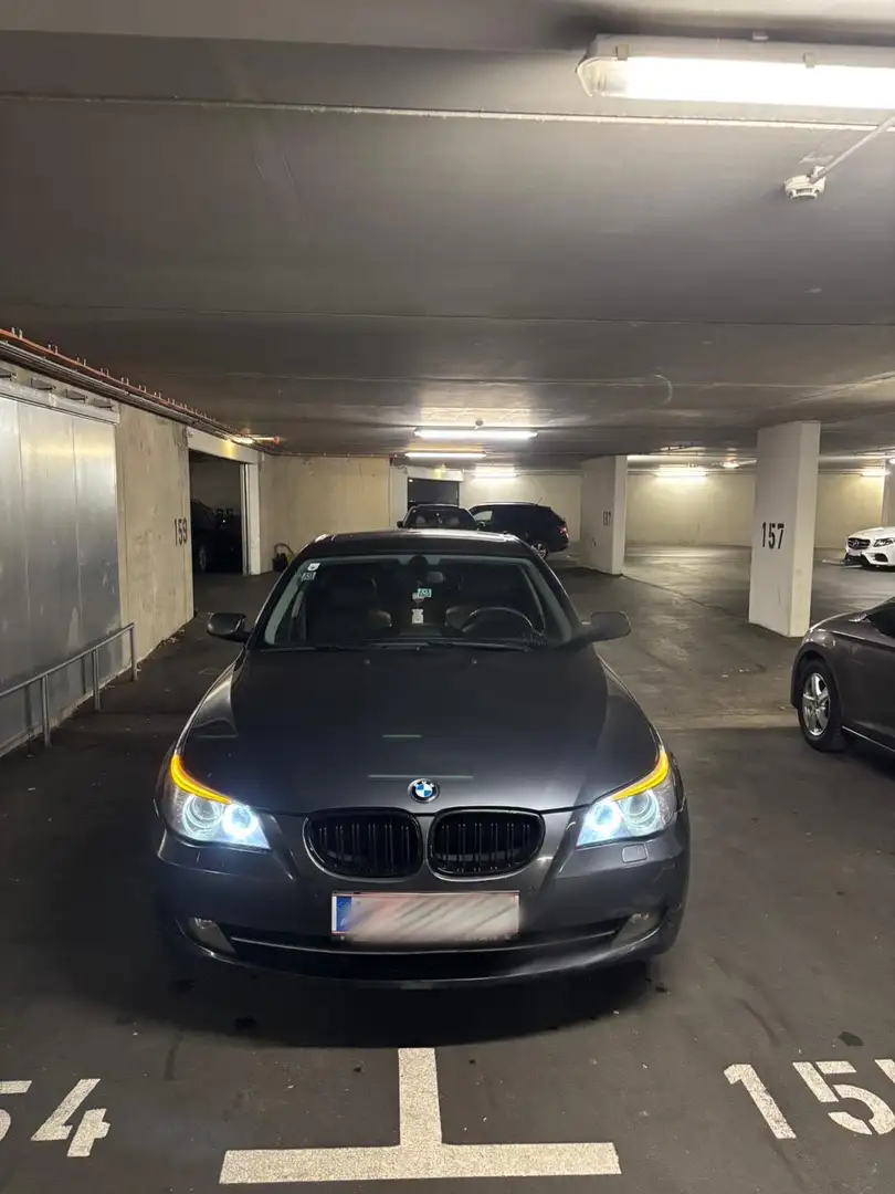BMW 525 525d Österreich-Paket Aut. Grau - 1