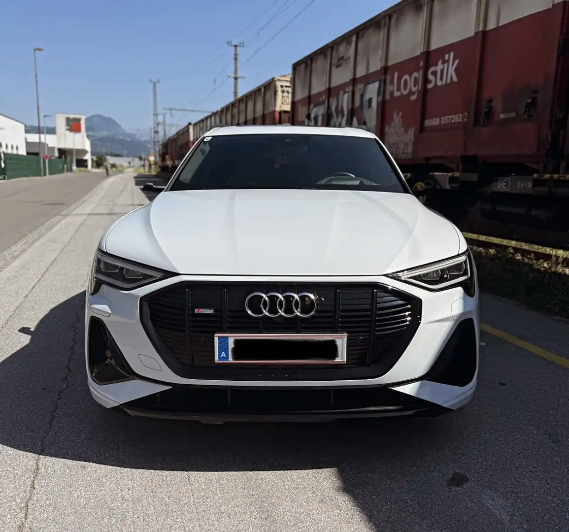 Audi e-tron Q8, 2x S-Line, VOLL, NP: 104.984,- quattro Weiß - 2