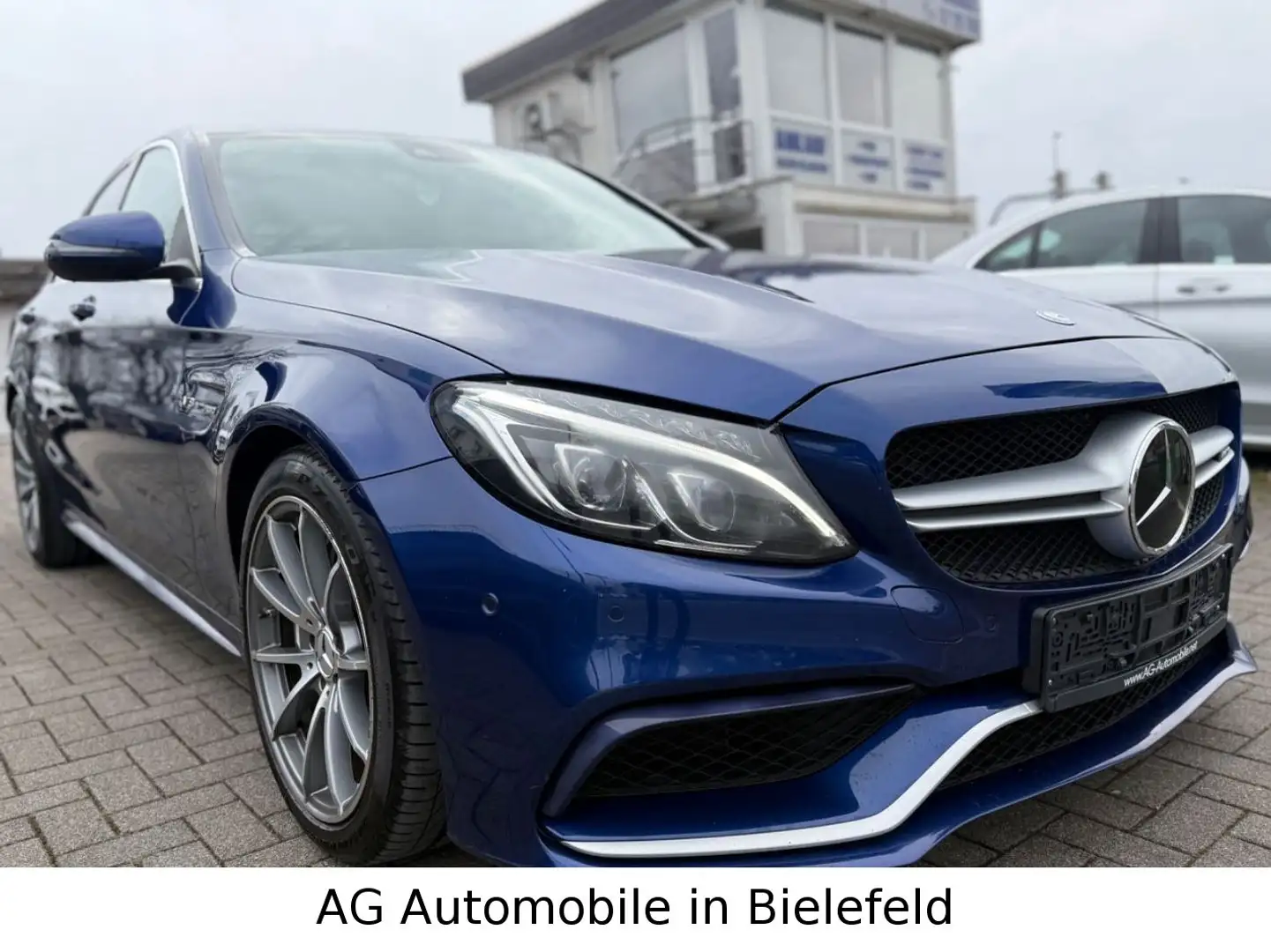 Mercedes-Benz C 63 AMG Lim." AMG Performance" Burmester" Blau - 1