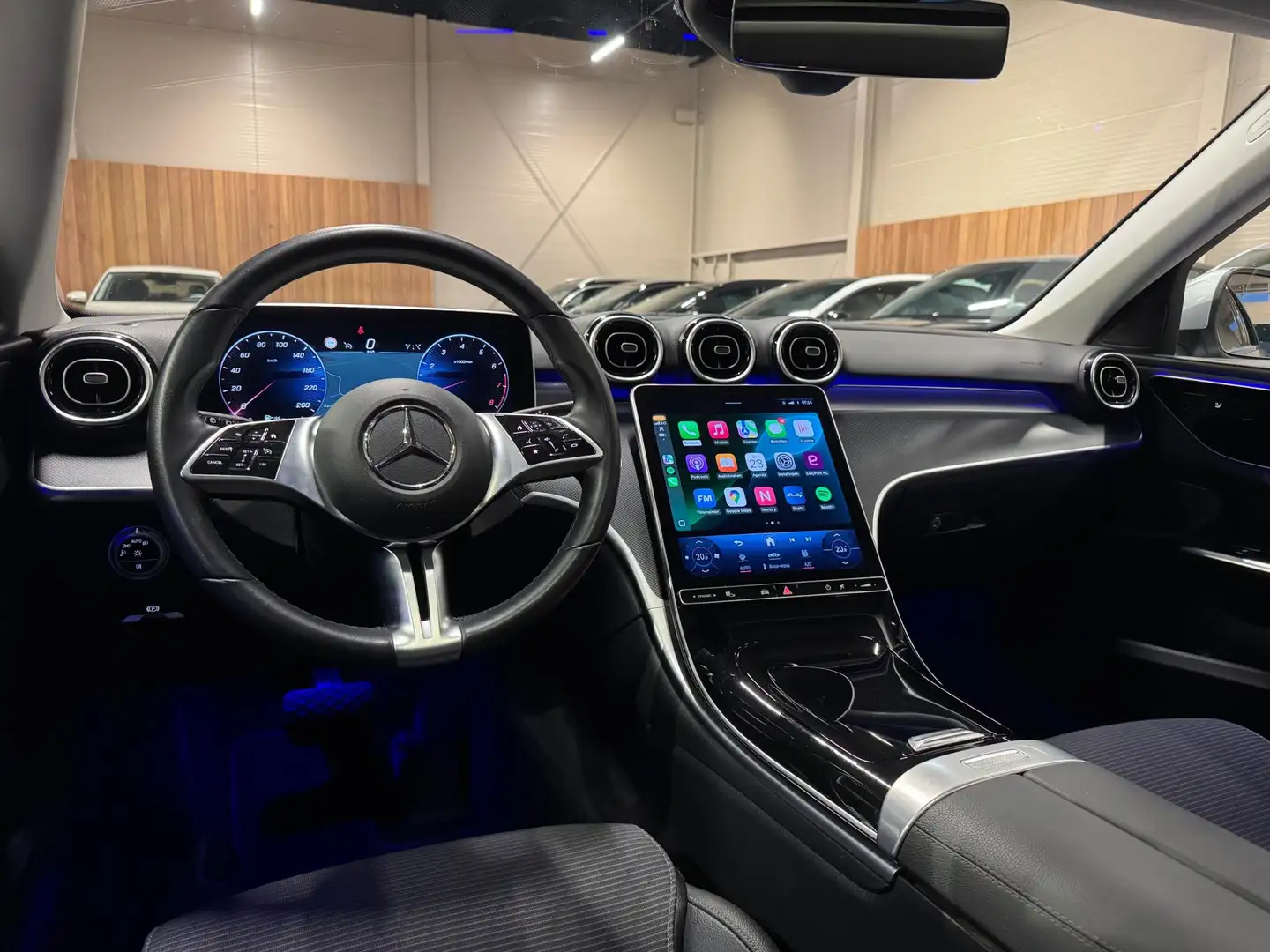 Mercedes-Benz C 180 Estate Business Line, Pano, Apple Carplay, Ambiënt Gris - 2